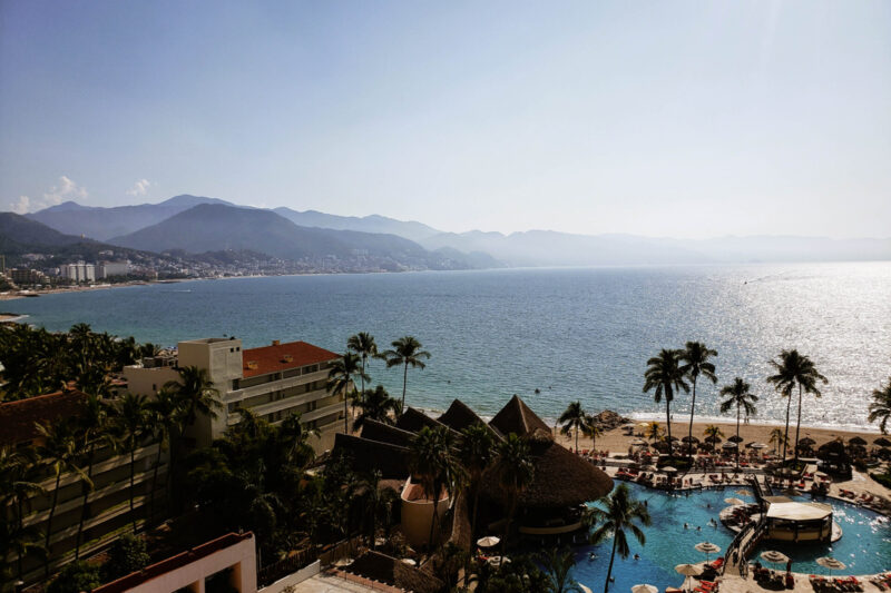 Amazing Oceanview in Hotel Zone (#833)