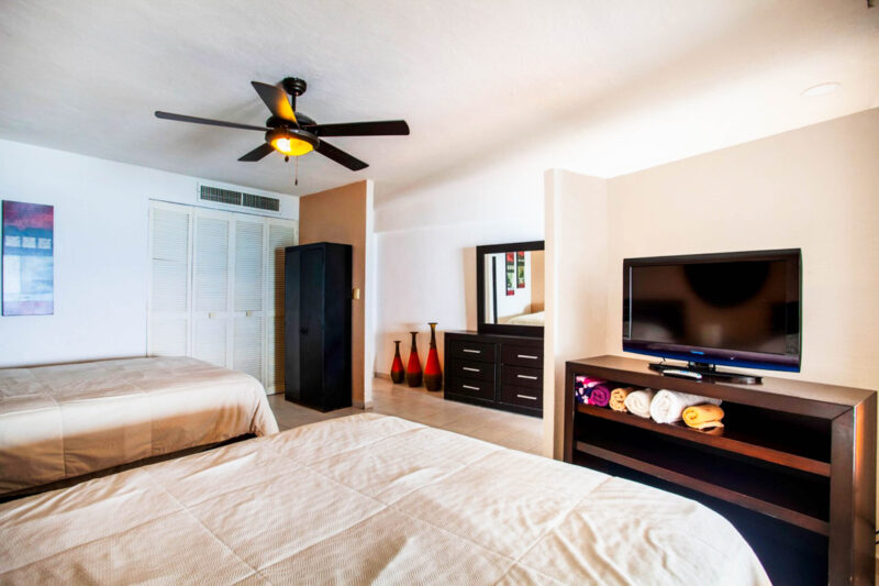 Amazing Oceanview in Hotel Zone (#1634)