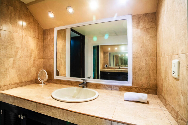 Amazing Oceanview in Hotel Zone (#1634)