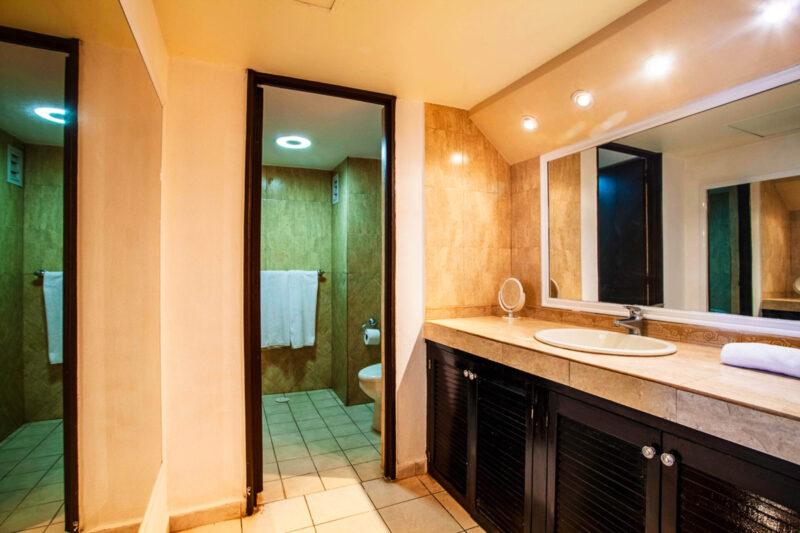 Amazing Oceanview in Hotel Zone (#1634)