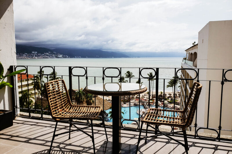 Amazing Oceanview in Hotel Zone (#833)