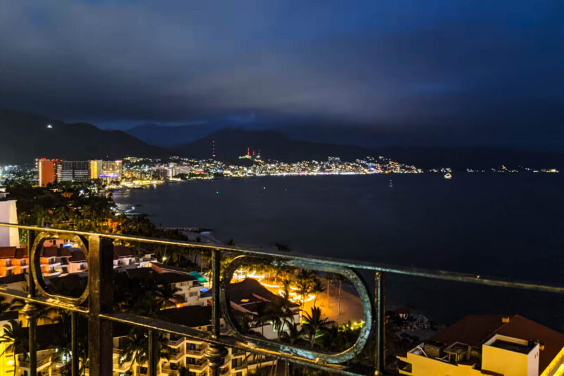 Amazing Oceanview in Hotel Zone (#1642)