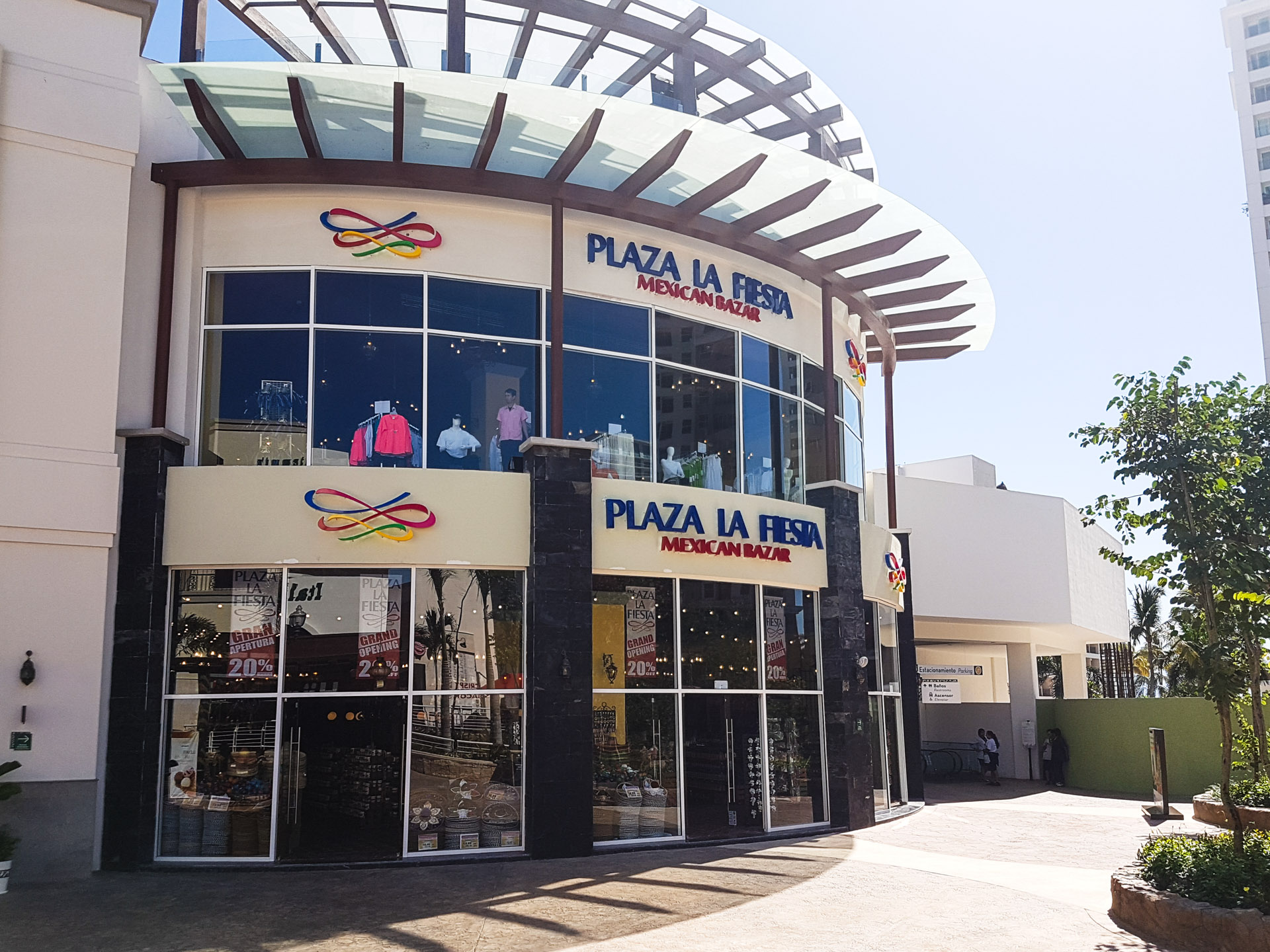 24 - La Isla Mall-14