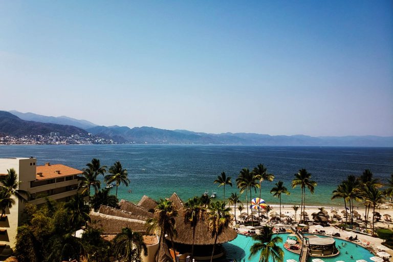 Amazing Oceanview in Hotel Zone (#0736)